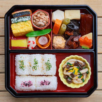 Bento: Japan&#039;s Food Culture in a Box
