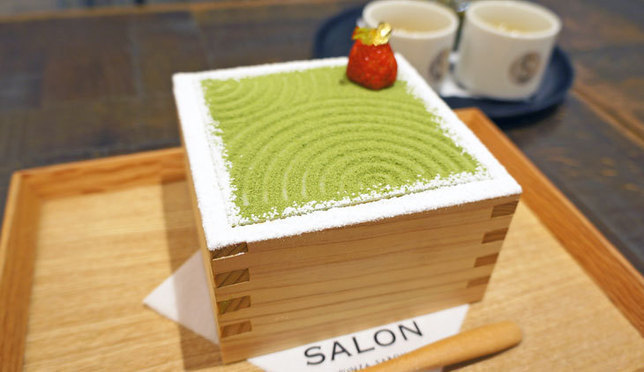 Just like a masterpiece! The Japanese garden matcha sweets