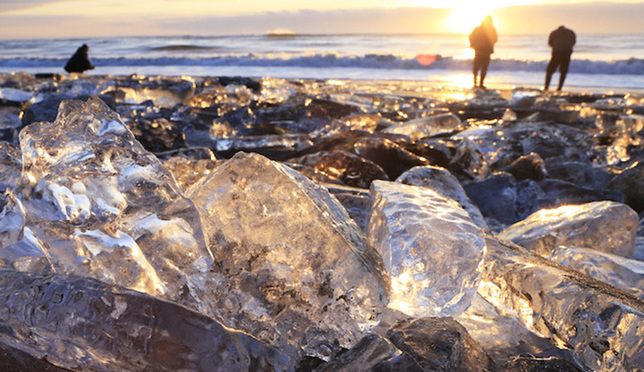 Jewelry Ice: This Beach in Hokkaido Fills With Glittering Gemstones in Winter