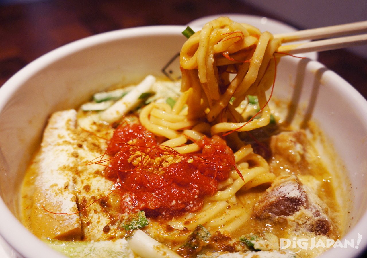スパイス香る 女子のガッツリ麺 Miso Noodle Spot 角栄 Digjapan