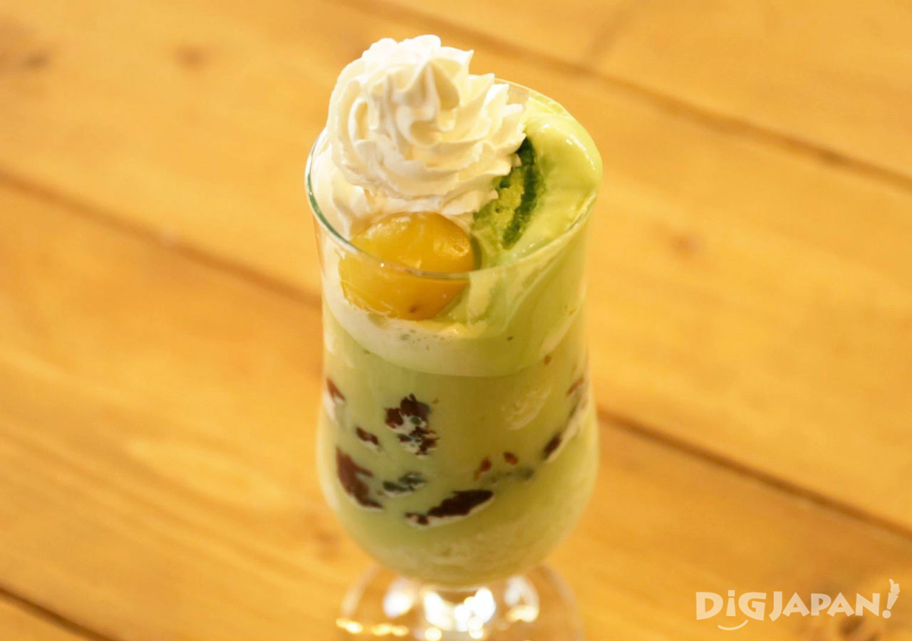 Kahlua Matcha Latte frozen drink dessert