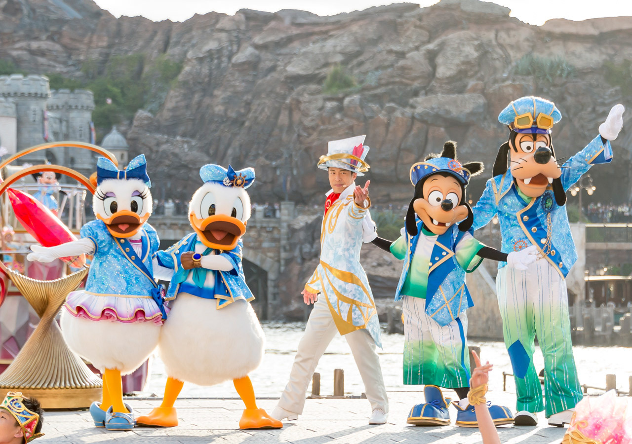 Tokyo DisneySea 15th Anniversary: 