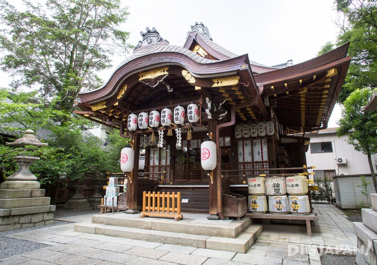Yasui Konpiragu Shrine in Kyoto