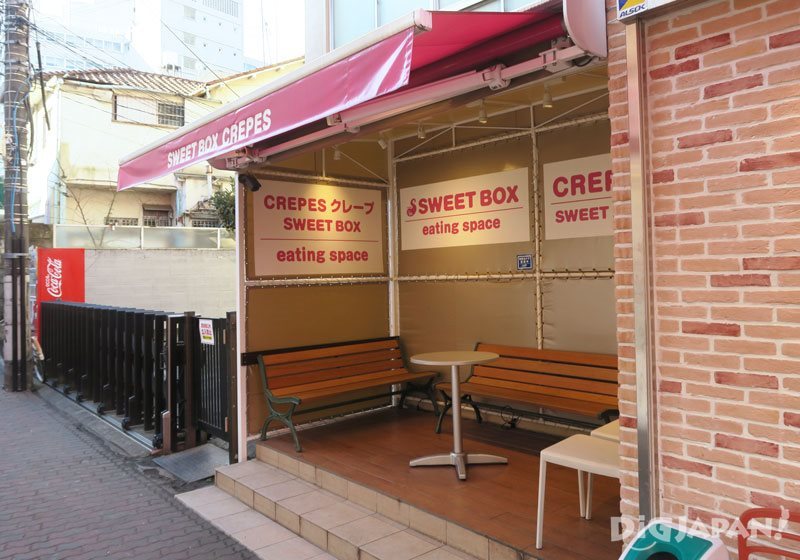 Eating space at SWEET BOX Harajuku