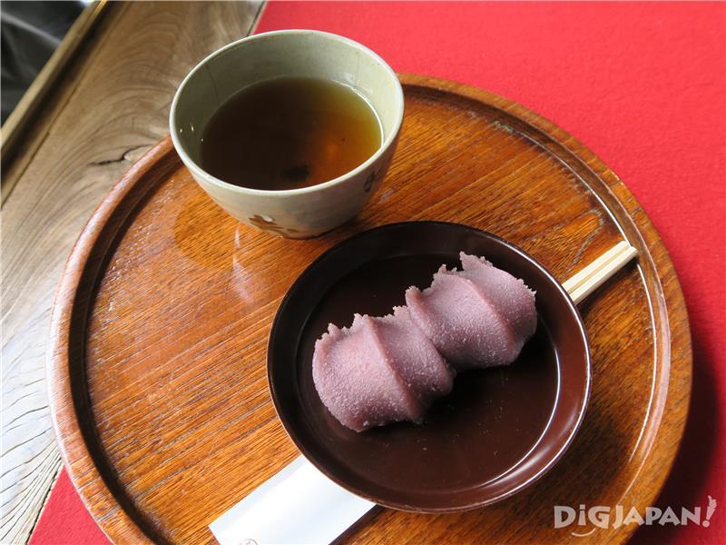 赤福餅2個(內用附番茶)210日元