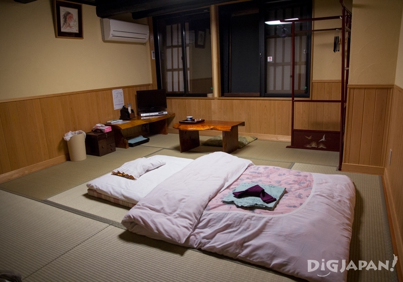 Gassho Style Inn bedroom