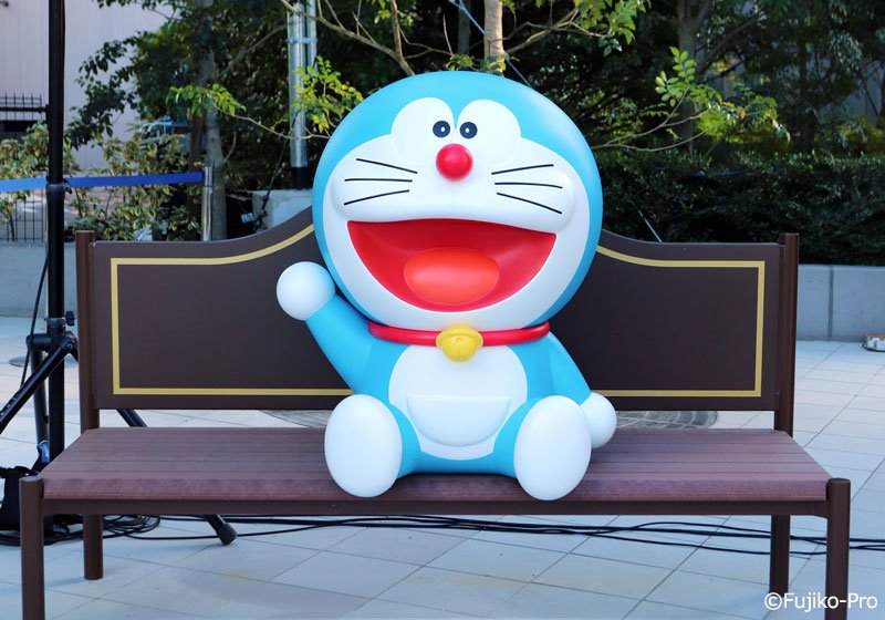 Doraemon bench