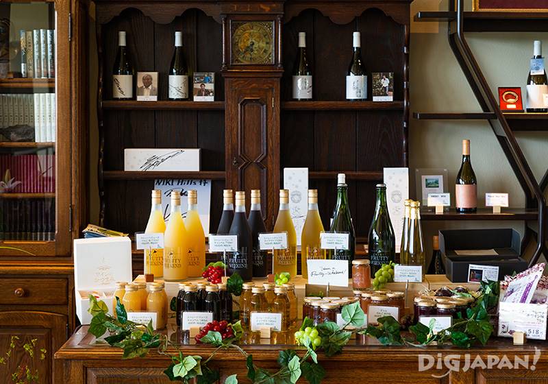 Jams, juices and wines are sold near the tasting corner.