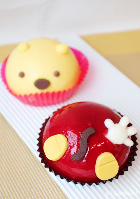 เค้ก Mickey Mouse และ Pooh จาก Seven Eleven