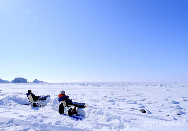 1. Drift Ice Bathing: A Healing Activity to Experience the Drift Ice