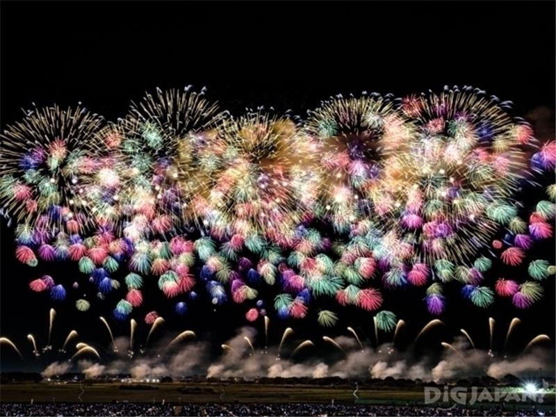 MO-EH-YO! Youth League of The Konosu City Society of Commerce and Industry!! The 21st Kounosu Fireworks Festival（埼玉県）